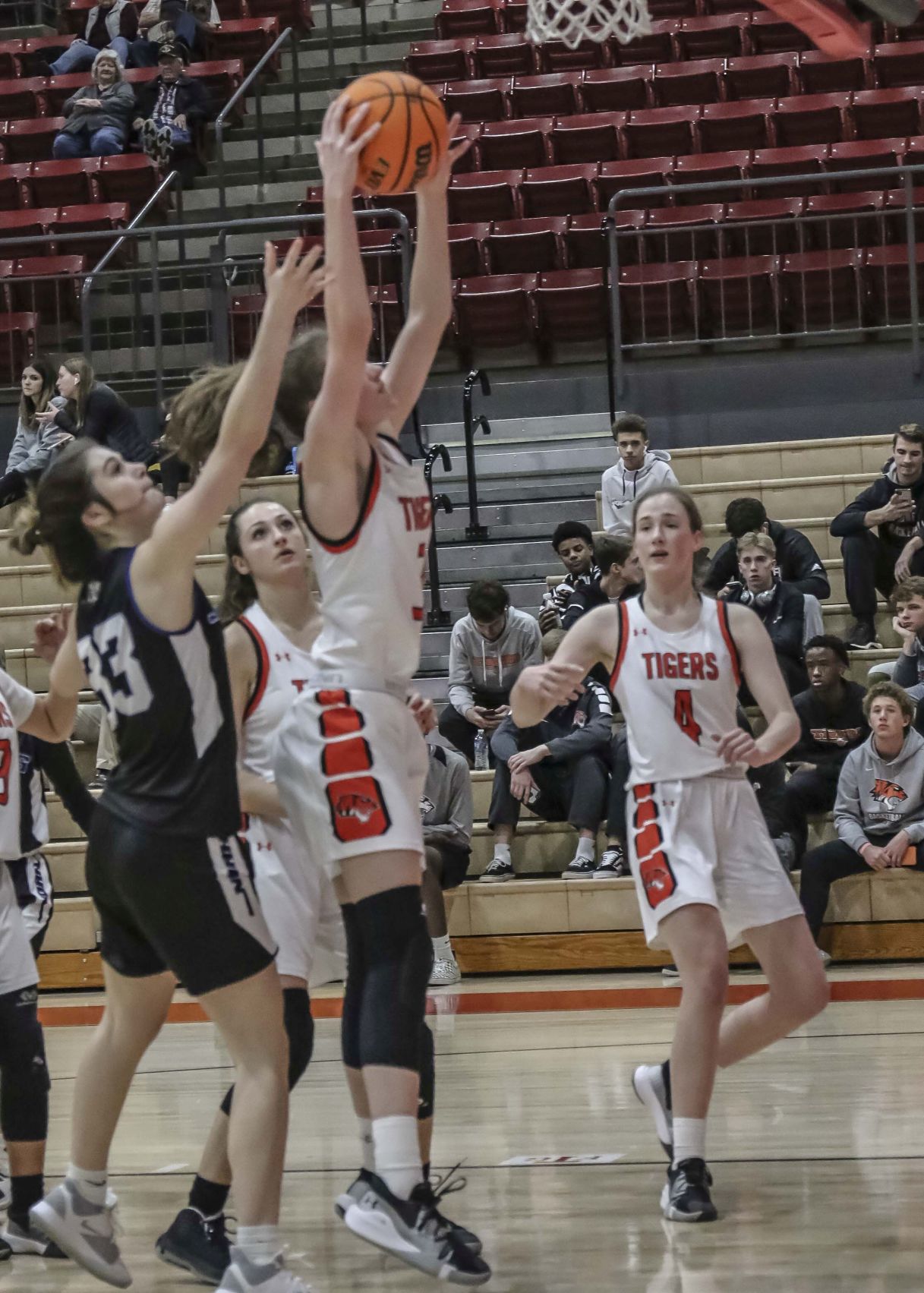 Lady Tiger Basketball